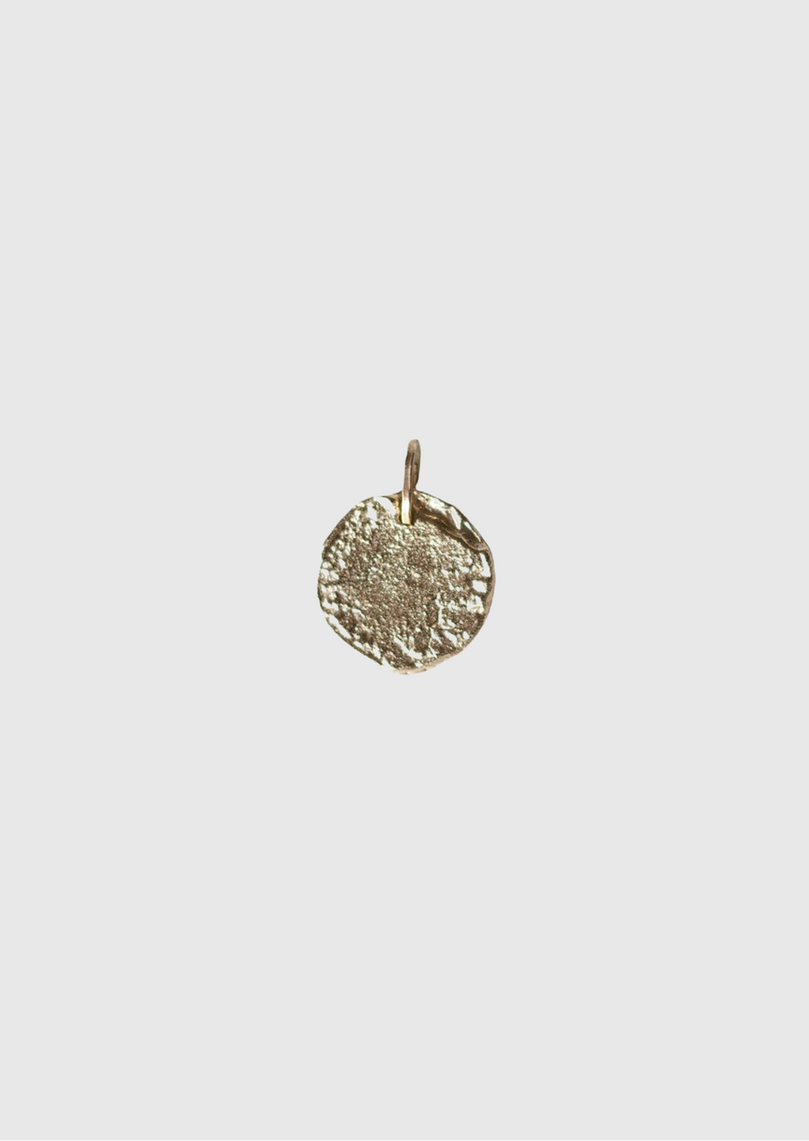 GAL GOLD PENDANT